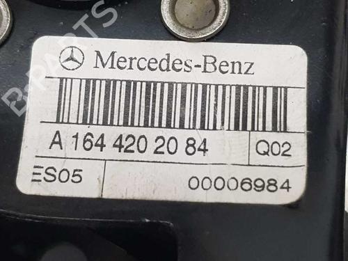 Hand brake MERCEDES-BENZ M-CLASS (W164) ML 300 CDI 4-matic (164.121) | BP8774010I18 