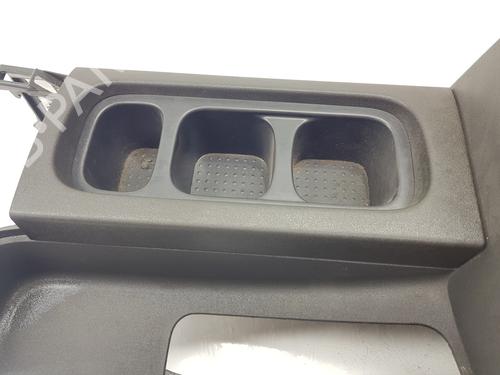 Armrest / Center console NISSAN NAVARA NP300 (D40) 2.5 dCi 4WD | BP29633438I20 