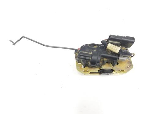 Tailgate lock CHRYSLER VOYAGER IV (RG, RS) 2.5 CRD | BP8260720C101 