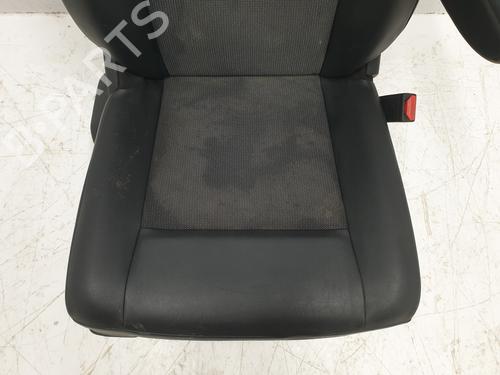 Right front seat PEUGEOT EXPERT Van (V_) | BP33215432C16 - Image 2