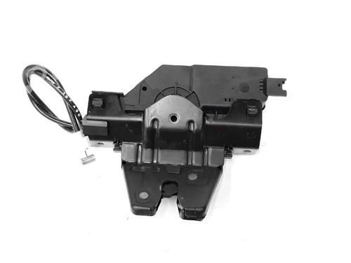 Used Tailgate lock BMW 3 (E90) 318 d (143 hp) 4560000