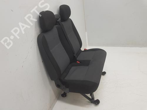 Right front seat RENAULT MASTER III Van (FV) 2.3 dCi 130 FWD (FV0M, FV0Y, FV0J, FV02, FV03) | BP32517996C16