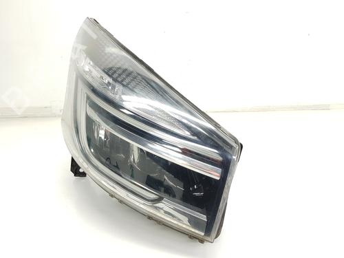 Used Right headlight RENAULT TRAFIC III Van (FG_) [2014-2025]  29409270
