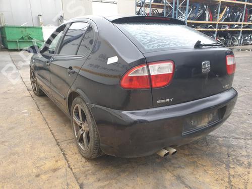 Right front fog light SEAT LEON (1M1) 1.9 TDI | BP11110465C31 