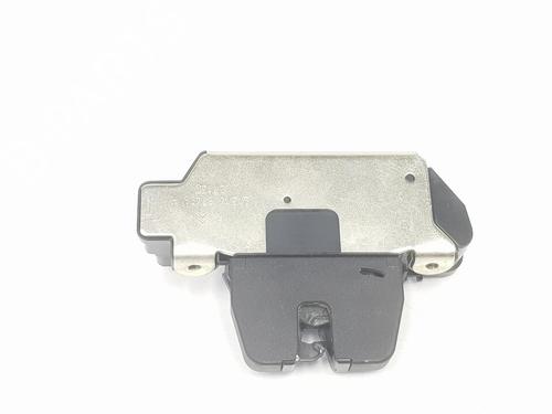 Used Tailgate lock PEUGEOT 3008 I MPV (0U_) 1.6 HDi 115 / BlueHDi 115 (116 hp) 15990364