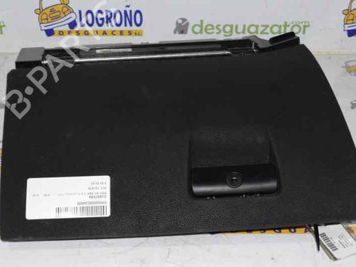 Used Glove box BMW X3 (E83) 3.0 d (218 hp) 10258153
