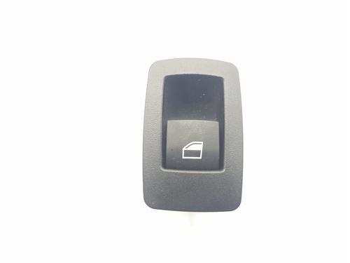 Raamschakelaar rechts achter BMW X1 (F48) sDrive 18 d (150 hp) 10386948