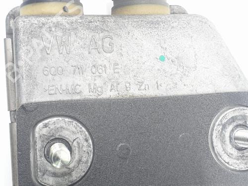 Gear lever AUDI A1 (8X1, 8XK) 1.0 TFSI | BP17613136M90 