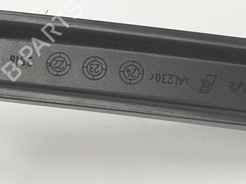 Front windshield wiper arm SEAT IBIZA V (KJ1, KJG) 1.0 TGI | BP13257450C143