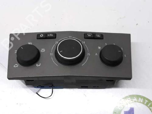 Used Climate control OPEL ASTRA H (A04) 1.7 CDTI (L48) (100 hp) 4945124