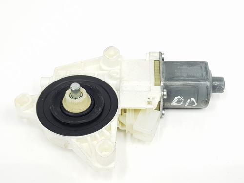 Used Right front window motor MERCEDES-BENZ GLA-CLASS (X156) [2013-2022]  28133898