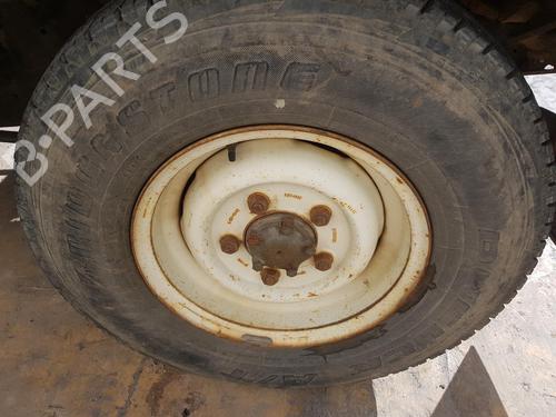 Left front indicator LAND ROVER DEFENDER Pick Up (L316) 2.4 Td4 4x4 (L317) | BP11379099C32 
