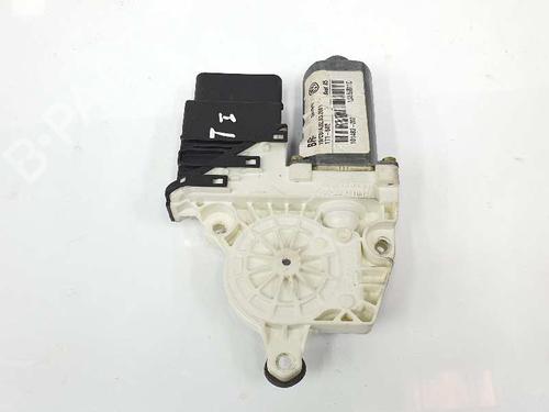 Motor do elevador de vidro trás esquerdo SEAT TOLEDO II (1M2) 1.9 TDI | BP7435517E23 