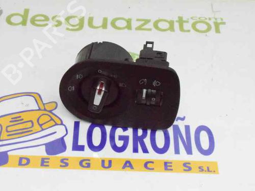 Used Headlight switch SEAT LEON (1P1) 1.9 TDI (105 hp) 1414739