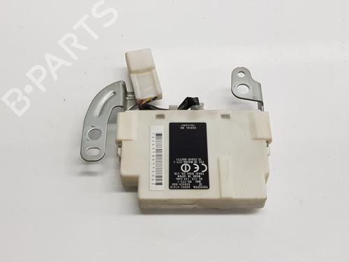 Used Electronic module TOYOTA PRIUS Liftback (_W2_) 1.5 Hybrid (NHW20_, NHW20R) (112 hp) 20198581