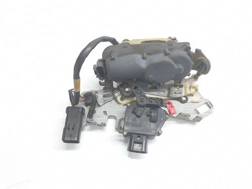 Used Rear left lock CHRYSLER VOYAGER IV (RG, RS) 2.8 CRD (150 hp) 26487875