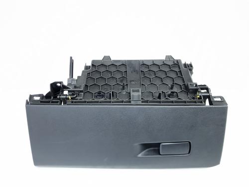 Used Glove box BMW X1 (F48) sDrive 18 d (150 hp) 23270111