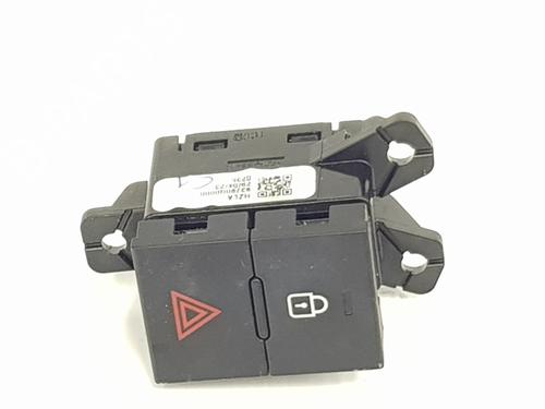 Used Warning switch HYUNDAI i20 II (GB, IB) [2014-2021]  32781230