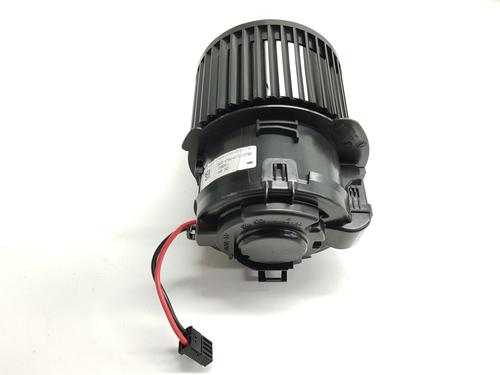 Heater blower motor OPEL ASTRA L Sports Tourer (O5) 1.2 (FRHNSL, FRHNSR) | BP24238750M62 