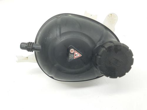 Used Expansion tank MERCEDES-BENZ C-CLASS (W205) C 220 BlueTEC / d (205.002, 205.004) (170 hp) 8637883