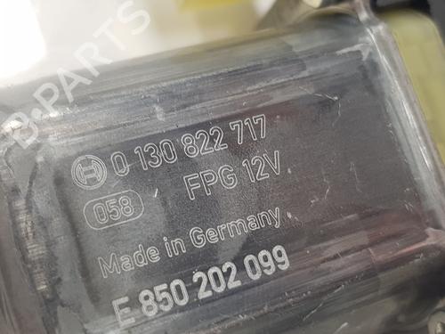 Left front window motor SKODA SUPERB III Estate (3V5) 2.0 TDI | BP22554057E21 