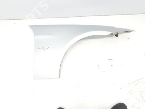 Used Right front fenders Right front fenders BMW 3 Touring (E91) 320 d (177 hp) 10167917 10167917