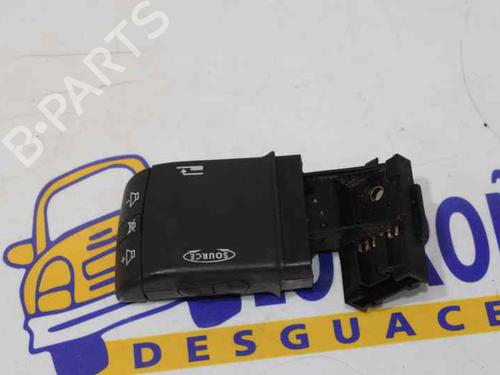 Steering wheel controls RENAULT MEGANE II Saloon (LM0/1_) 1.9 dCi (LM0G, LM1G, LM2C) | BP1638283E15 
