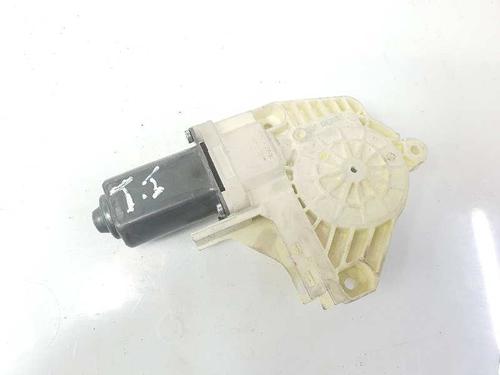 Left rear window motor LAND ROVER RANGE ROVER SPORT I (L320) 2.7 D 4x4 | BP6828001E23 