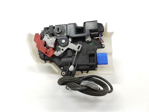 Rear right lock VW TOURAN (1T1, 1T2) 2.0 TDI 16V | BP17919431C99 