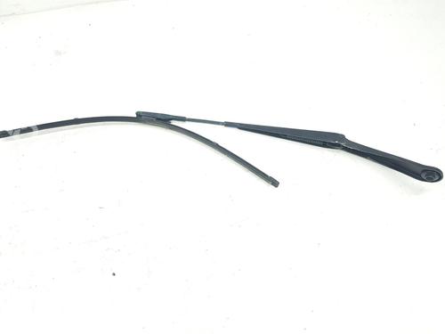 Used Front windshield wiper arm MERCEDES-BENZ CLA Coupe (C117) CLA 200 (117.343) (156 hp) 13617879