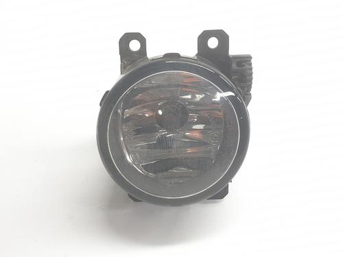 right-front-fog-light-toyota-proace-verso-bus-mpy_-2016-33441526 main image