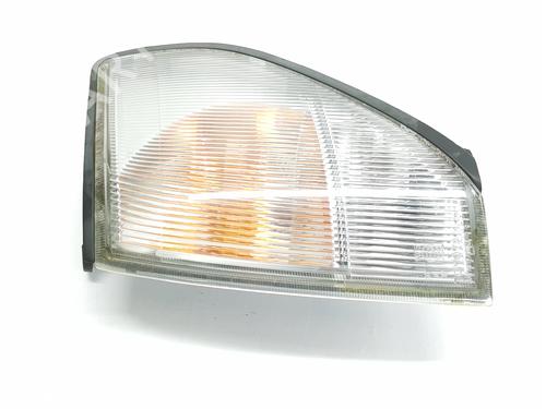 Left front indicator TOYOTA LAND CRUISER 90 (_J9_) 3.0 TD (KZJ90_, KZJ95_, KZJ90R, KZJ95R, KZJ90W, KZJ95W) | BP31172709C32