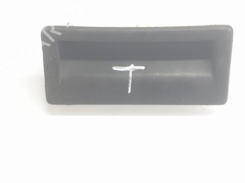 Trunk håndtak Trunk håndtak AUDI A3 Limousine (8VS, 8VM) 1.6 TDI (115 hp) 33119396 33119396