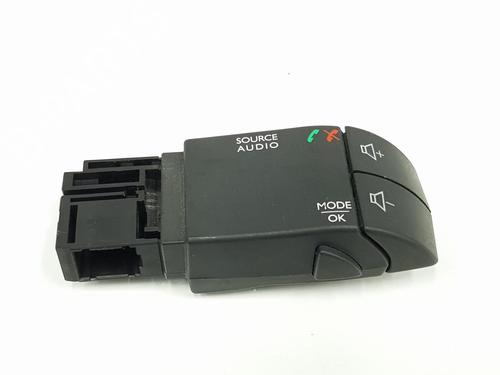 Used Steering wheel controls RENAULT TRAFIC III Van (FG_) 1.6 dCi 120 (FGMB) (120 hp) 17808958