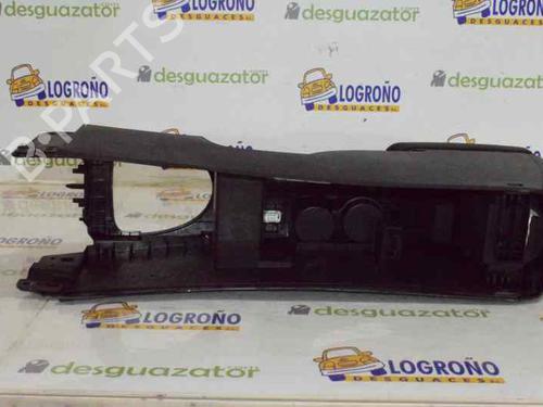 Armrest / Center console NISSAN QASHQAI / QASHQAI +2 I (J10, NJ10, JJ10E) 1.5 dCi | BP7894409I20 