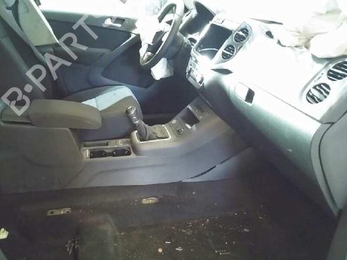 Andre VW TIGUAN (5N_)  | BP14123879O1 