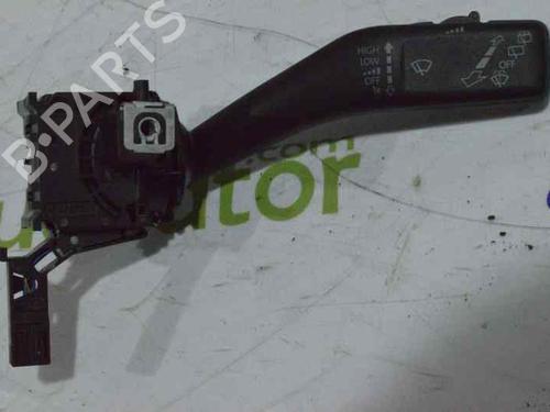Used Steering column stalk VW TOURAN (1T1, 1T2) 1.9 TDI (105 hp) 1362383