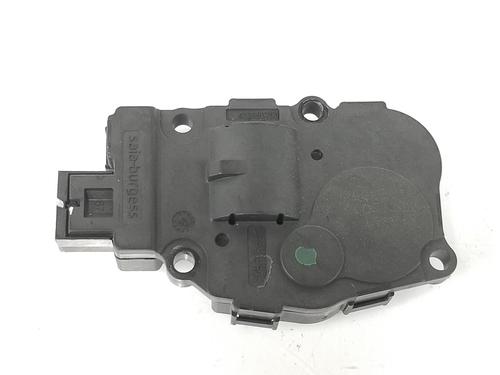 Used Electronic module BMW 1 (F21) 118 d (143 hp) 13896104