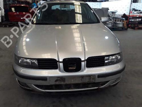Right front fog light SEAT LEON (1M1) 1.9 TDI | BP760211C31 