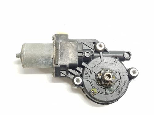 Right front window motor MITSUBISHI L200 / TRITON (KJ_, KK_, KL_) 2.2 DI-D 4WD | BP29755669E20 