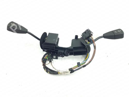 Used Steering wheel controls BMW 3 (E36) 325 i (192 hp) 9670053