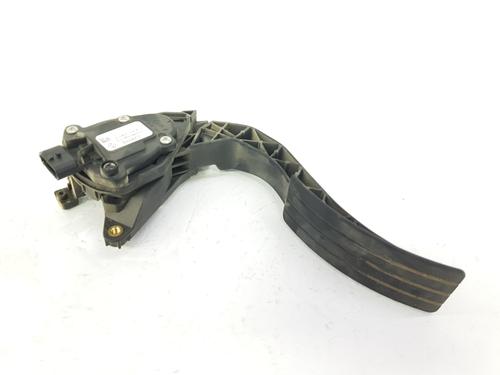 Pedal RENAULT CLIO IV (BH_) 1.5 dCi 75 (75 hp) 9097562