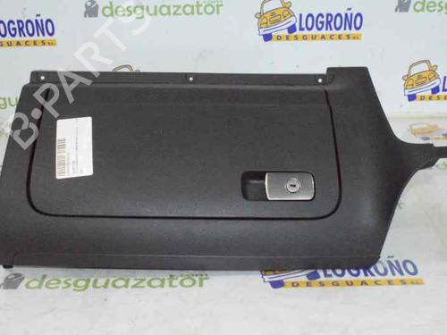 Used Glove box VW GOLF V (1K1) 1.9 TDI (105 hp) 779154