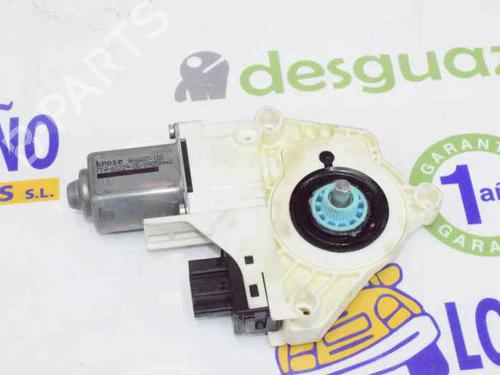 Used Right rear window motor AUDI A4 B8 (8K2) 2.0 TDI (143 hp) 1288699