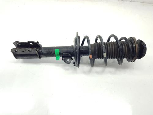 Used Right front shock absorber TOYOTA YARIS (_P13_) 1.5 (NSP131_) (112 hp) 21595466