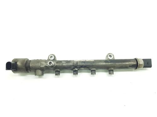 Used Injection rail MERCEDES-BENZ A-CLASS (W176) A 200 CDI / d (176.008) (136 hp) 24954717