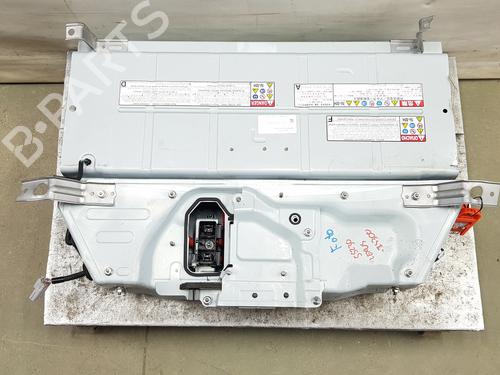 Used Battery Battery LEXUS IS III (_E3_) 300h (AVE30_, AVE30R) (223 hp) 34381150 34381150
