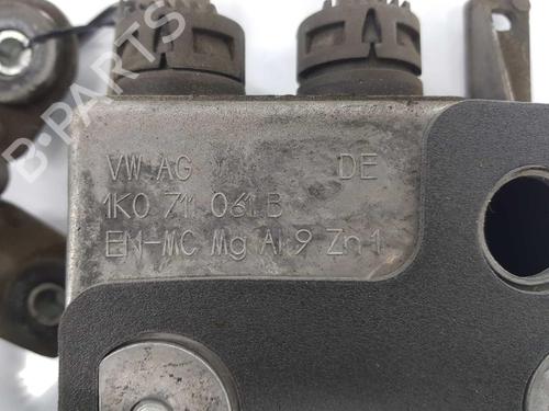 Gear lever VW TOURAN (1T1, 1T2) 2.0 TDI 16V | BP7418687M90 