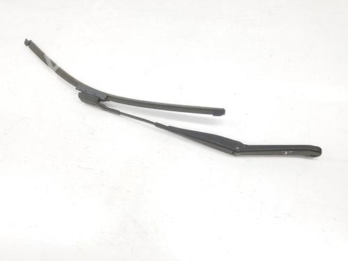 Used Front windshield wiper arm FORD FIESTA VI (CB1, CCN) 1.6 TDCi (90 hp) 9089374