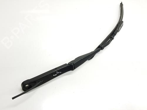 Used Front windshield wiper arm OPEL ASTRA L Sports Tourer (O5) [2021-2025]  25747330
